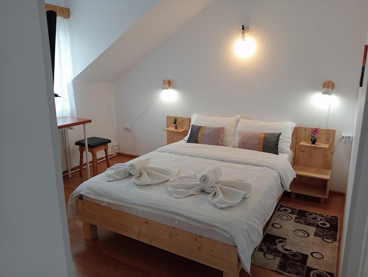Casa Popa Hotell Gura Humorului Eksteriør bilde